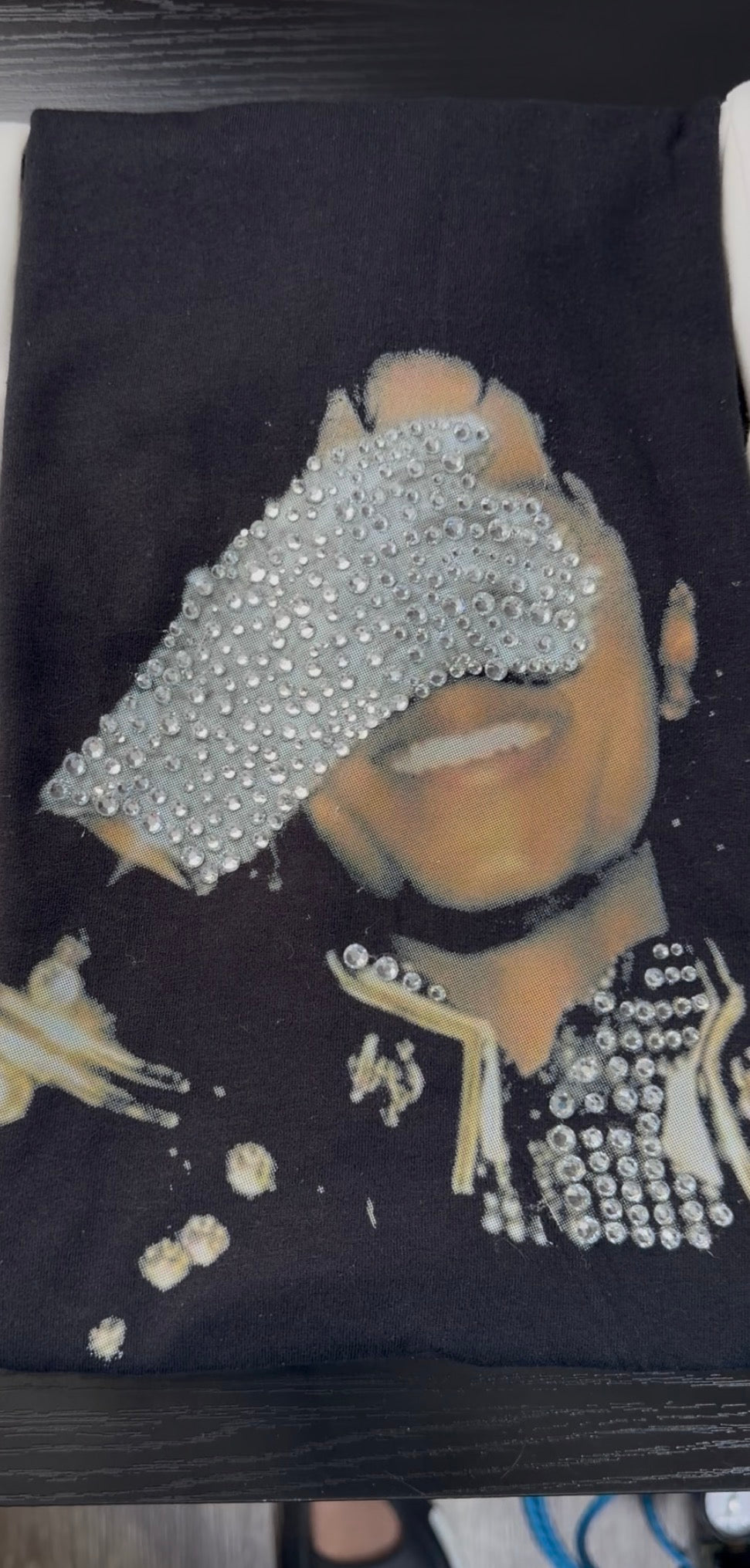 mj silver glove concert tshirt